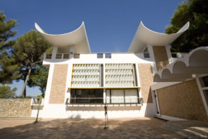 Fondation Maeght à St Paul de Vence, 1964, architecte , Josep Lluís Sert